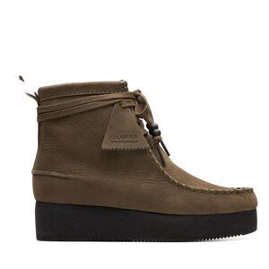 Clarks Womens Wallabee Craft Brown Boots (NWT)